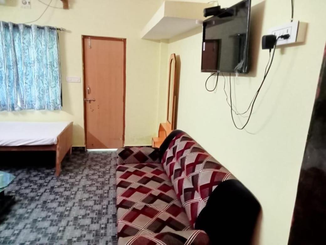 Oyo Flagship Tadoba Tiger Resort Mohurli Extérieur photo