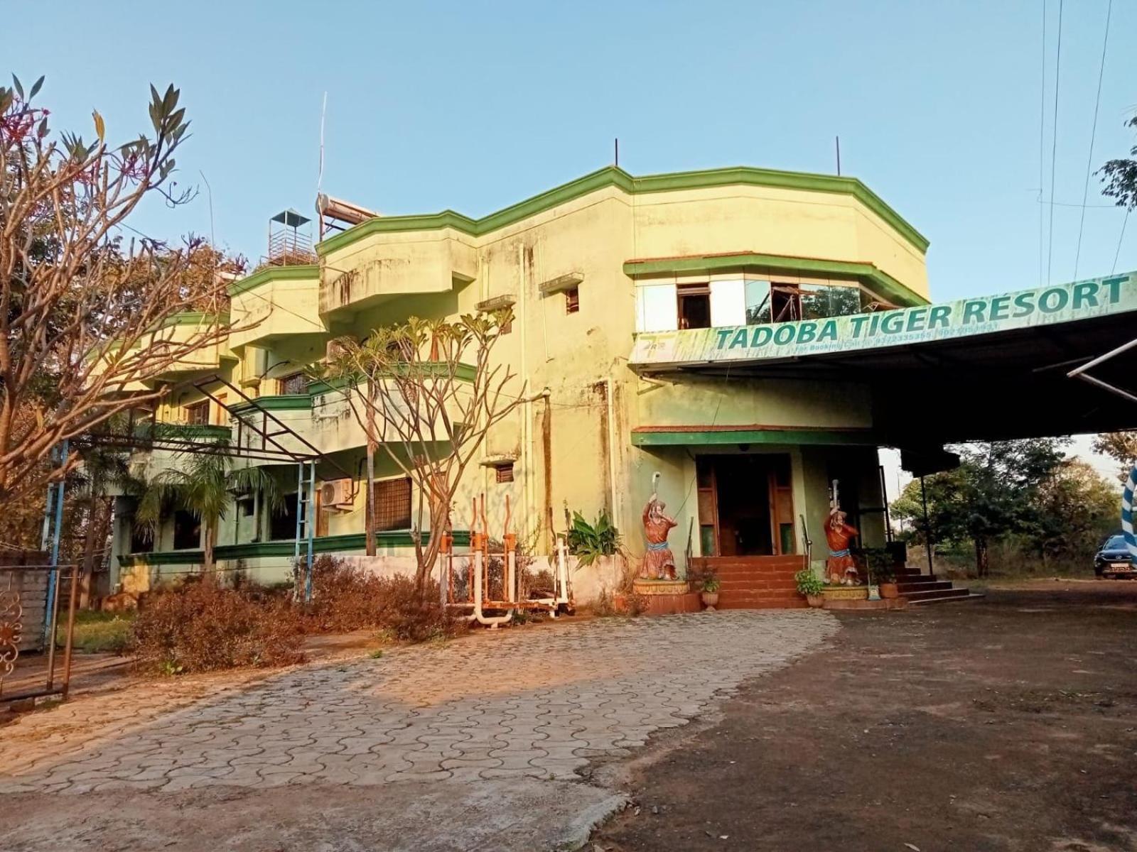 Oyo Flagship Tadoba Tiger Resort Mohurli Extérieur photo